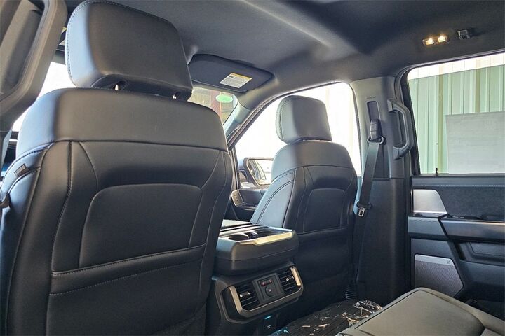 2025 Ford F-150 Platinum  TX
