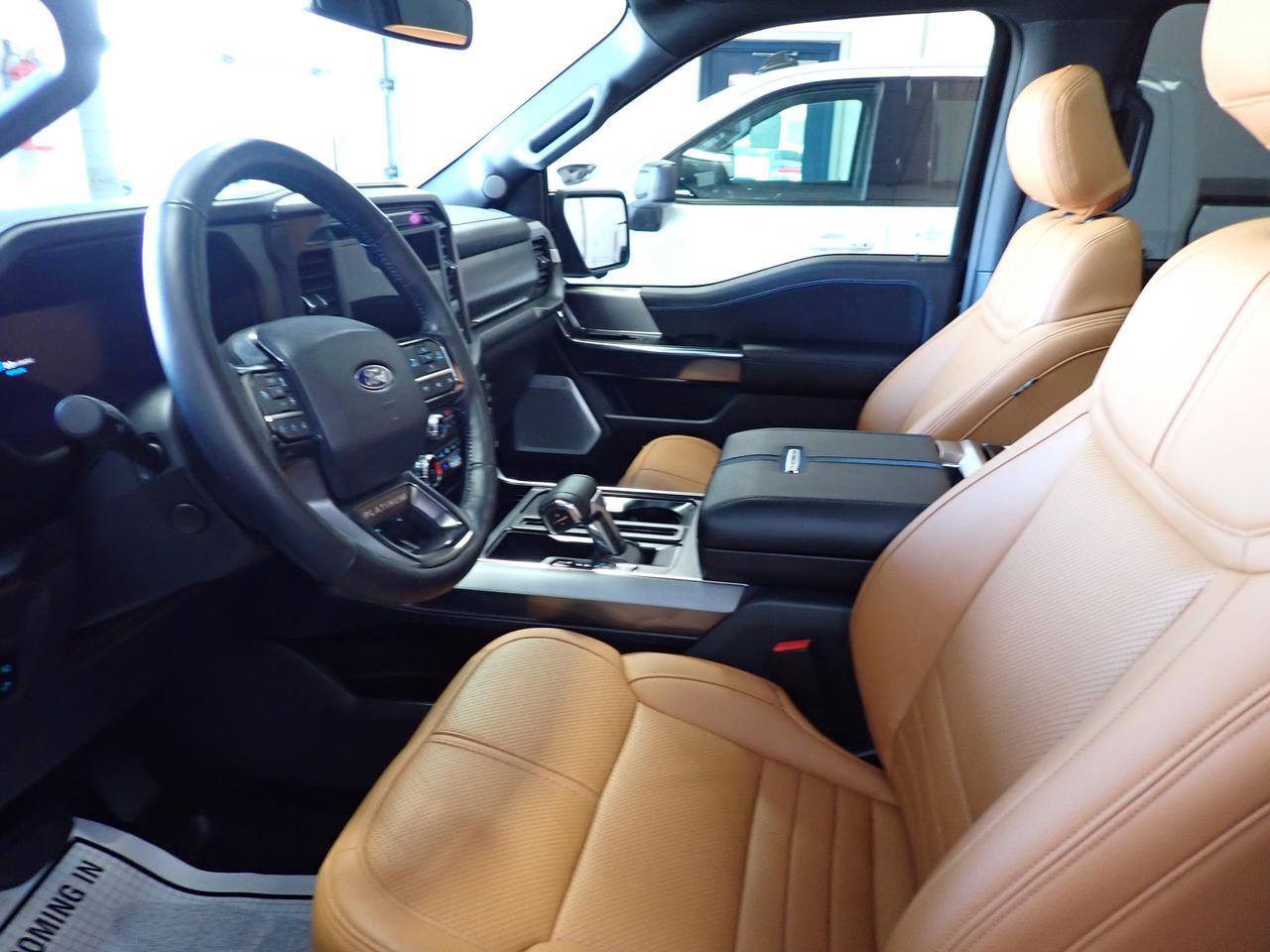 2025 Ford F-150 Platinum 4WD CREW CAB 5'5 BOX LEATHER NAVI SUNROOF *HYBRID* Listowel ON