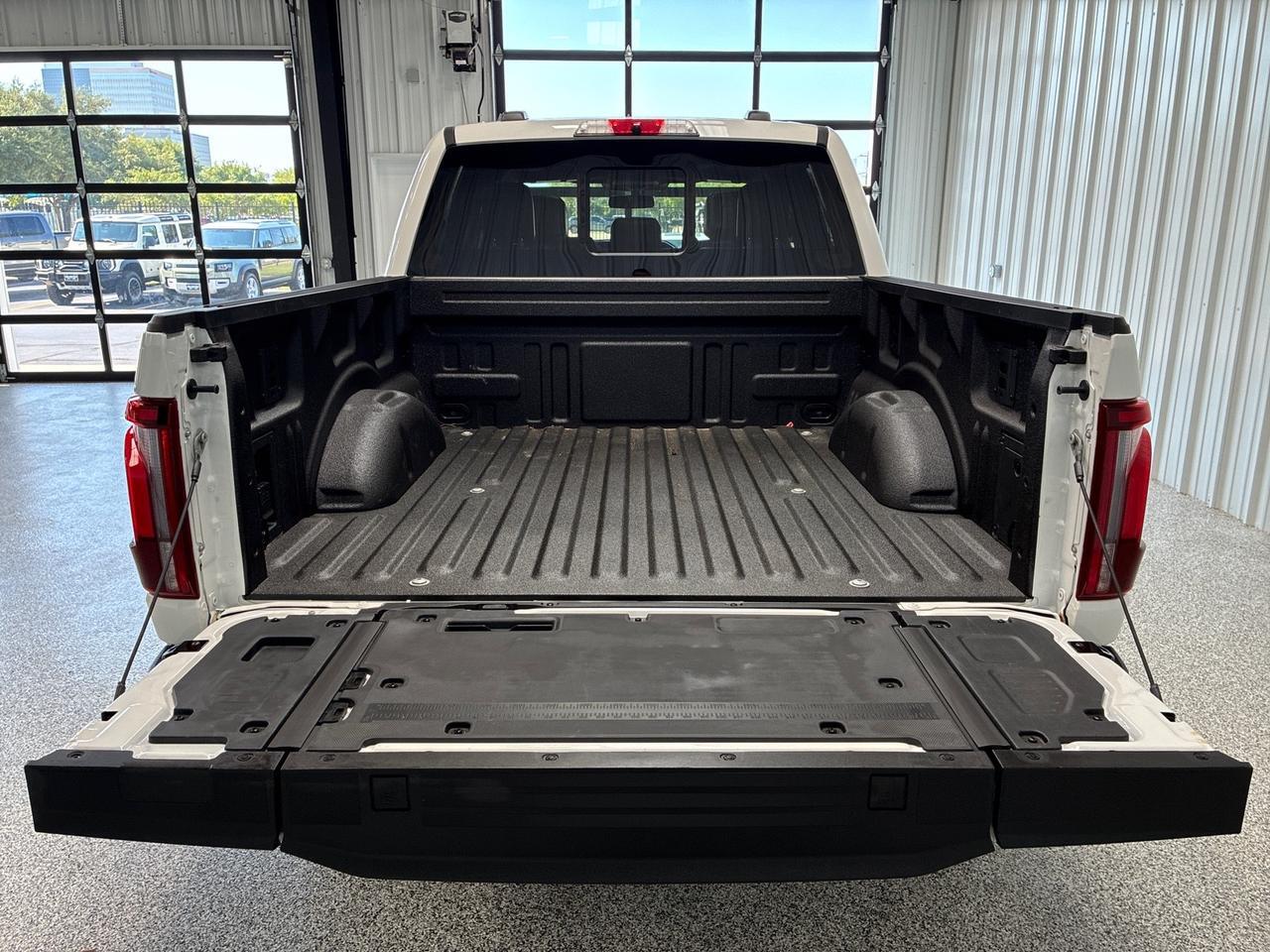 2025 Ford F-150 Platinum, High Equipment Group, BlueCruise, Max Tow, FX4 Houston TX