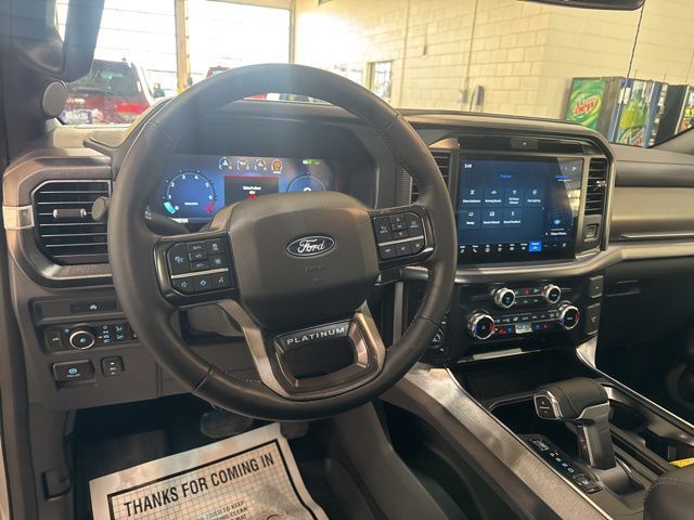 2025 Ford F-150 Platinum Random Lake WI