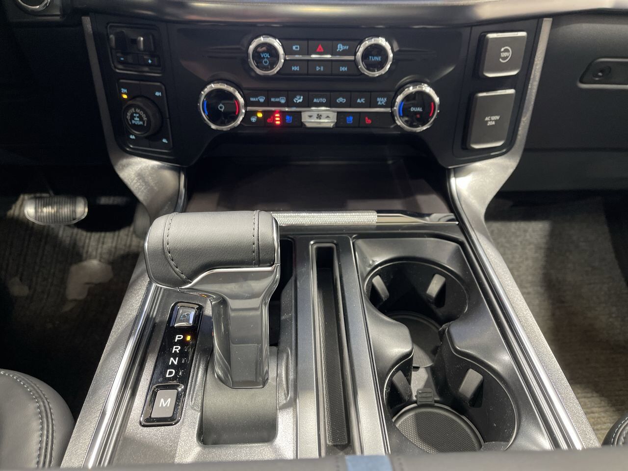 2025 Ford F-150 Platinum Sherwood Park AB