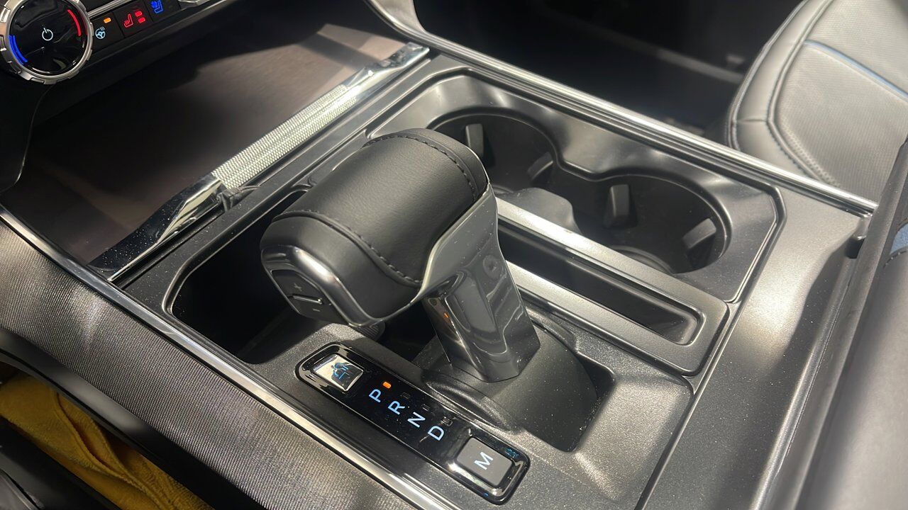 2025 Ford F-150 Platinum Sherwood Park AB