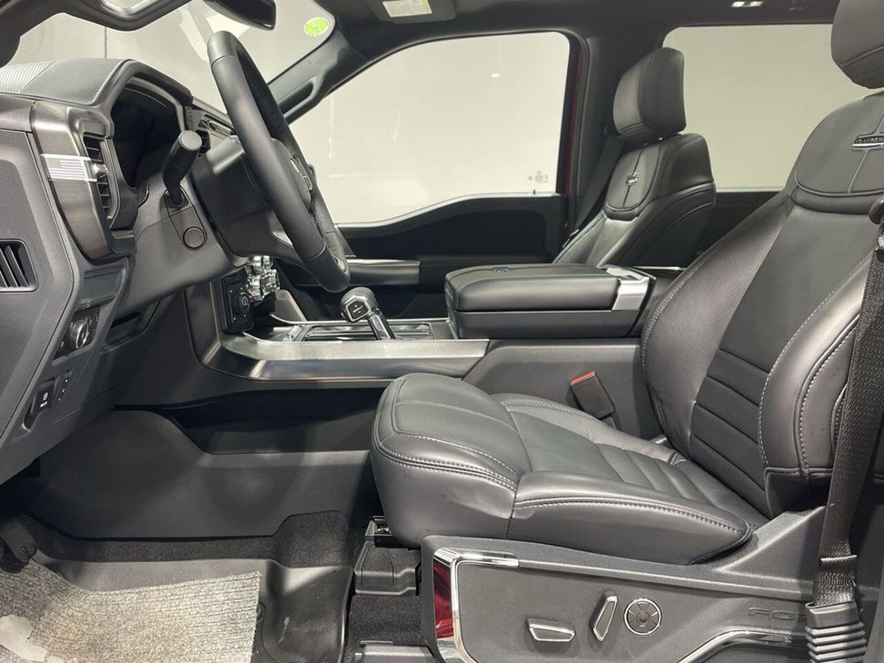 2025 Ford F-150 Platinum Sherwood Park AB