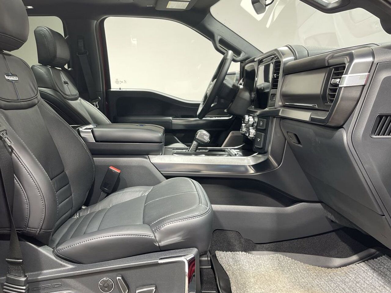 2025 Ford F-150 Platinum Sherwood Park AB