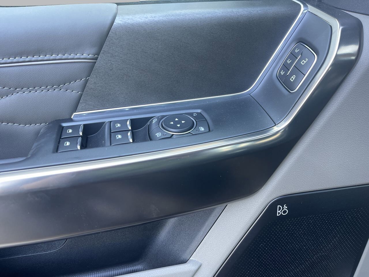 2025 Ford F-150 Platinum Sherwood Park AB