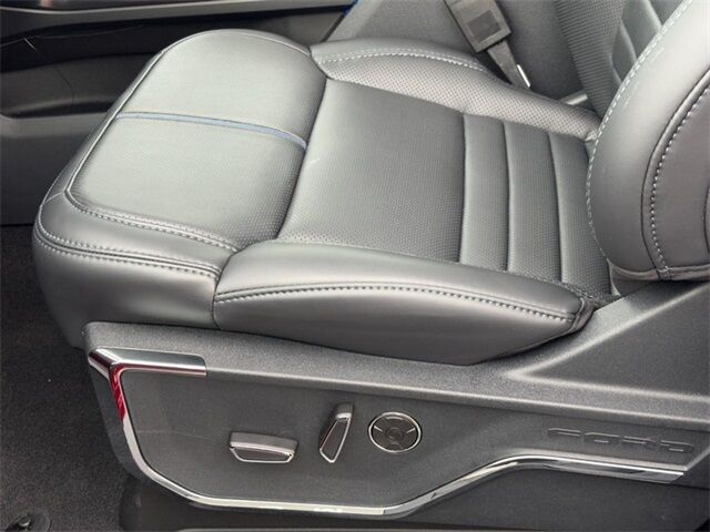 2025 Ford F-150 Platinum Washington MO