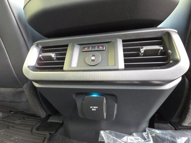 2025 Ford F-150 Platinum Watertown SD