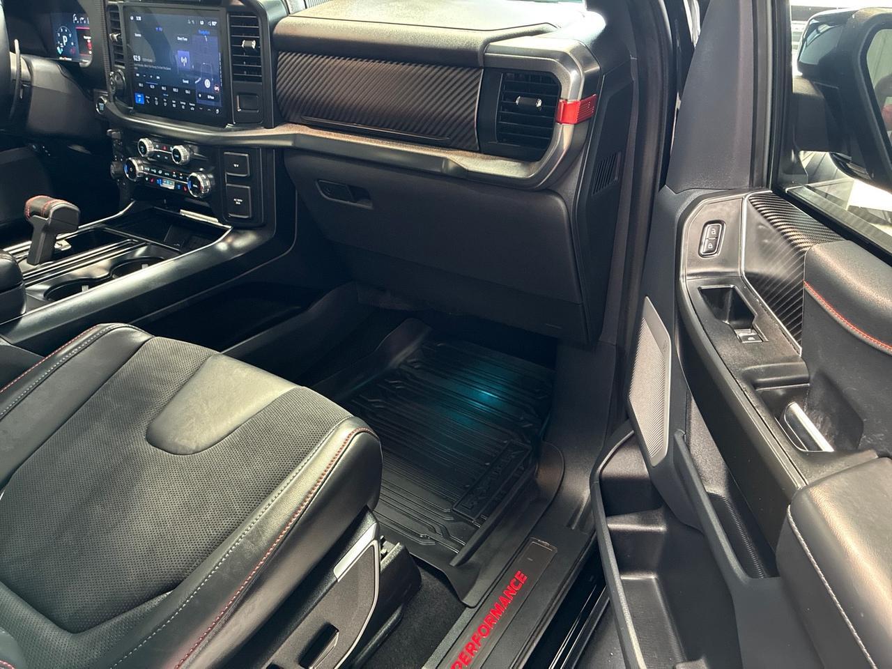 2025 Ford F-150 Raptor, 802A 37in Performance Pkg, Pano Roof, Bed Cover Houston TX