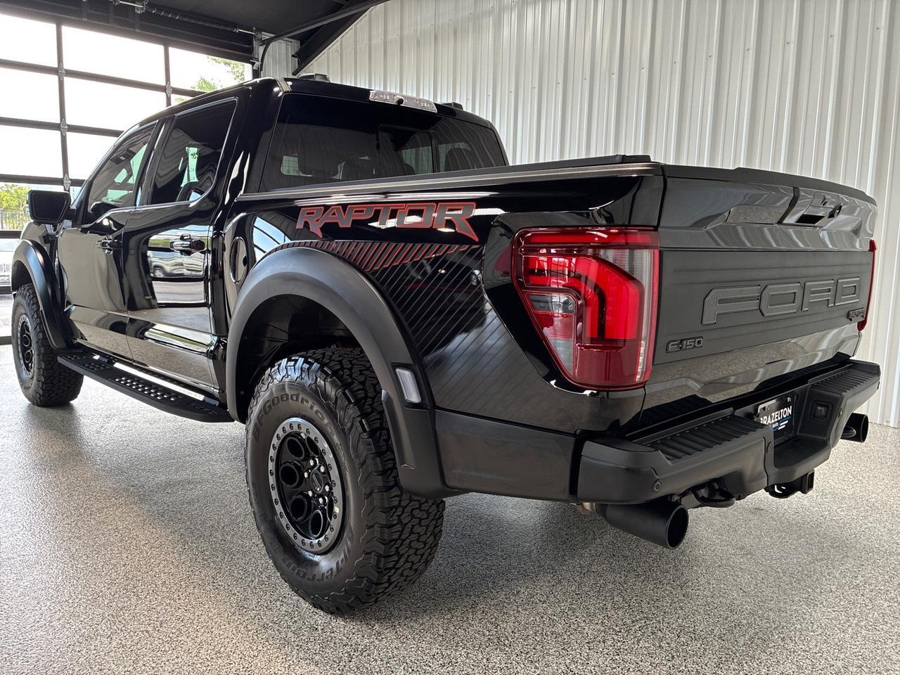 2025 Ford F-150 Raptor, 802A 37in Performance Pkg, Pano Roof, Bed Cover Houston TX