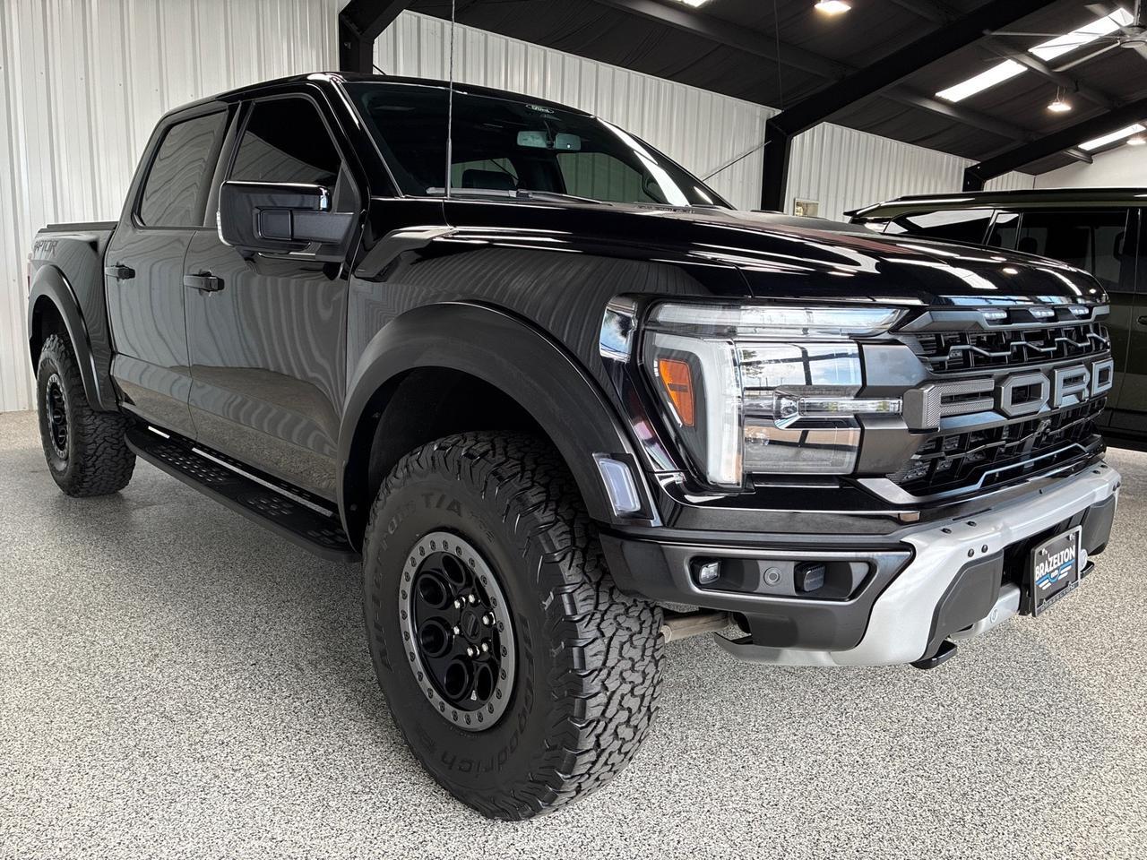 2025 Ford F-150 Raptor, 802A 37in Performance Pkg, Pano Roof, Bed Cover Houston TX