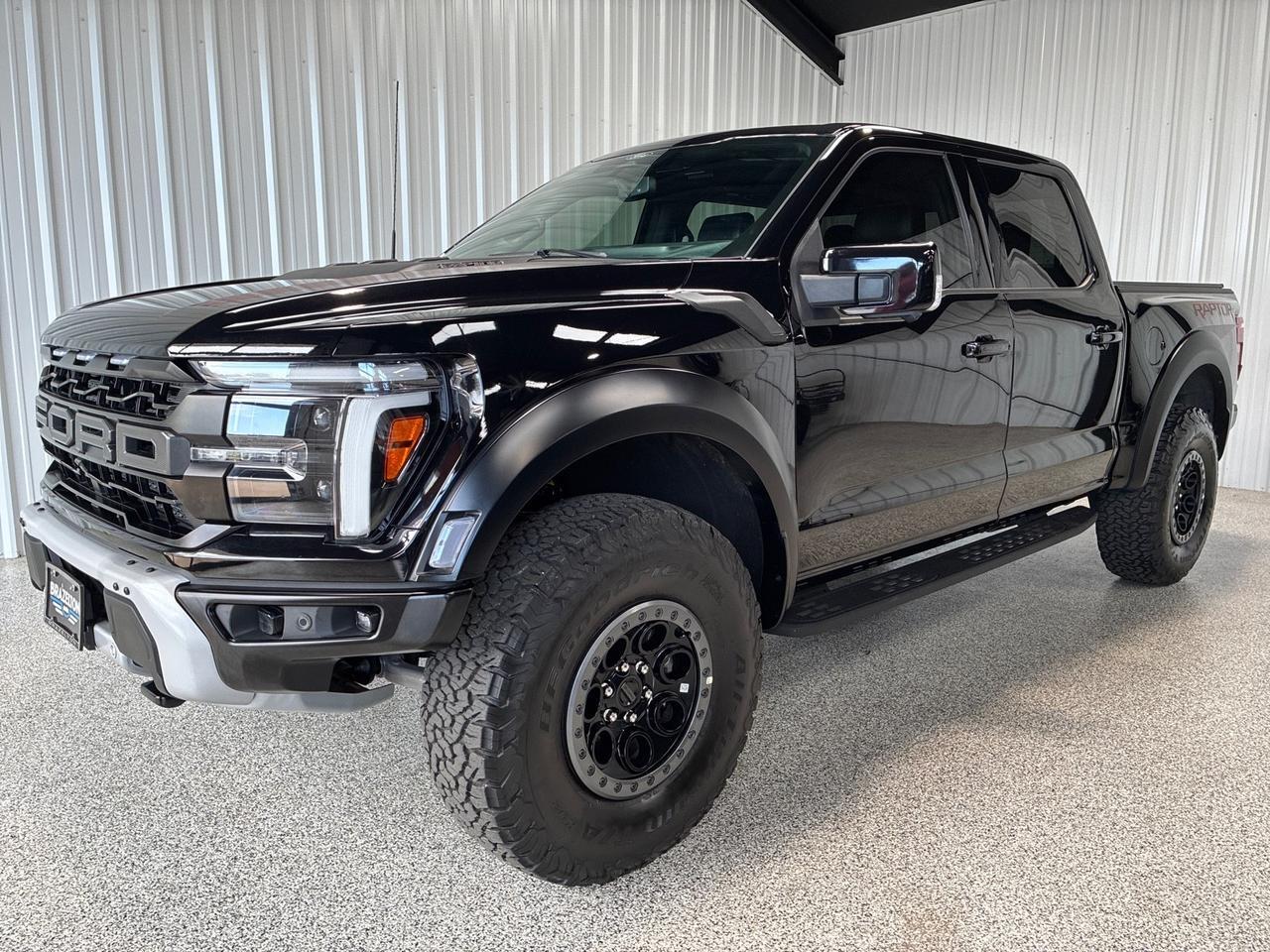 2025 Ford F-150 Raptor, 802A 37in Performance Pkg, Pano Roof, Bed Cover Houston TX