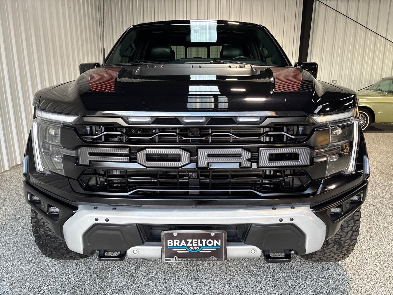 2025 Ford F-150 Raptor, 802A 37in Performance Pkg, Pano Roof, Retractable Tonneau Cover Houston TX