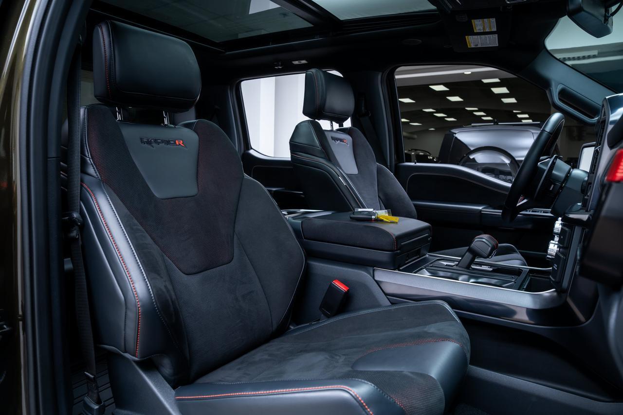 2025 Ford F-150 Raptor Group 803A Raptor R / Twin Panel Moonroof Portland OR