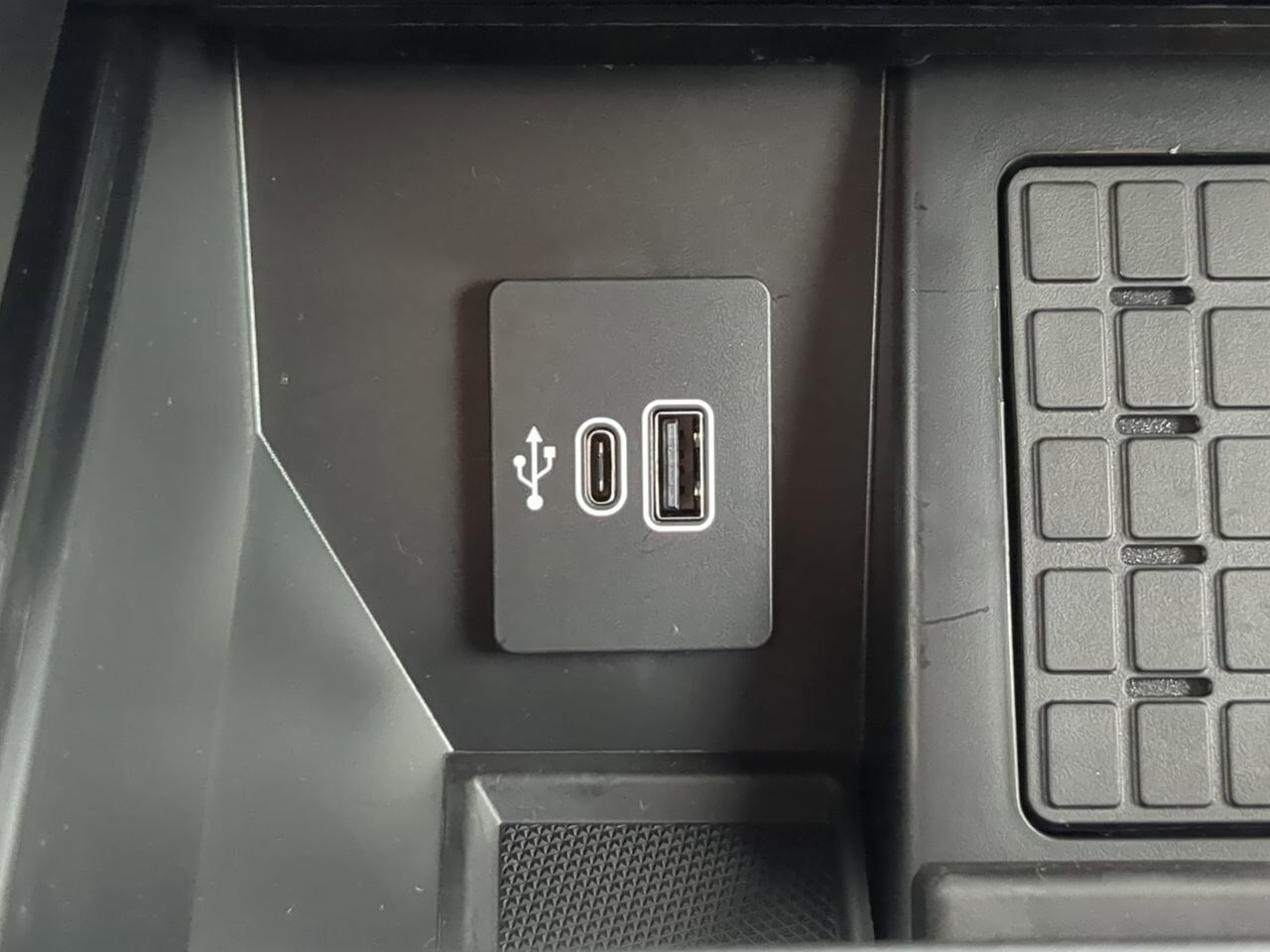 2025 Ford F-150 Raptor Winder GA