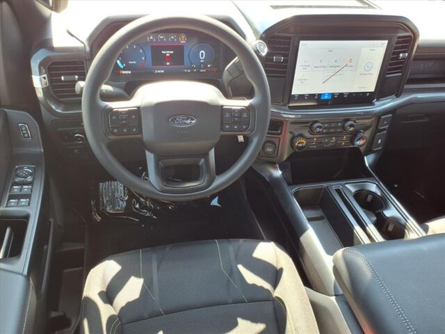 2025 Ford F-150 STX  TX 2025 Ford F-150 STX  TX