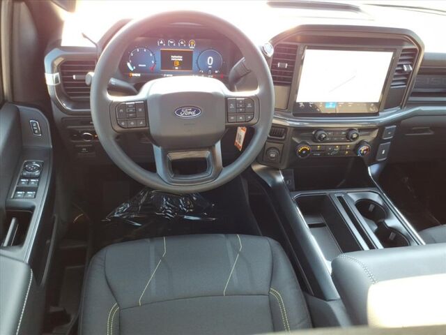2025 Ford F-150 STX  TX