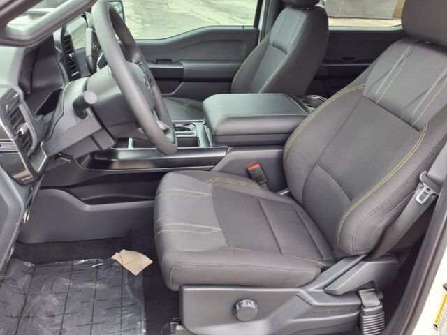 2025 Ford F-150 STX  TX