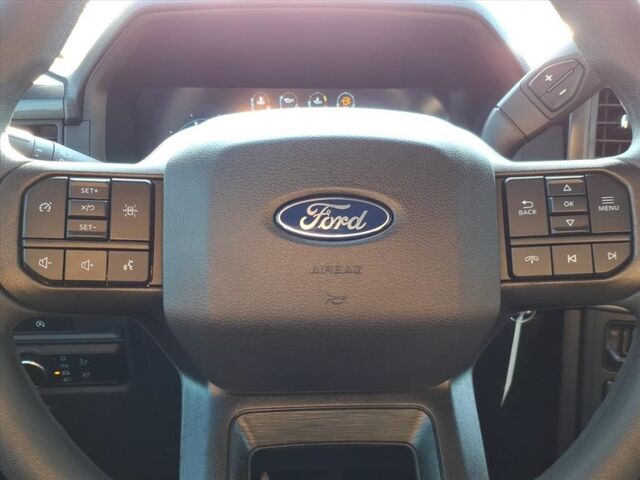 2025 Ford F-150 STX  TX