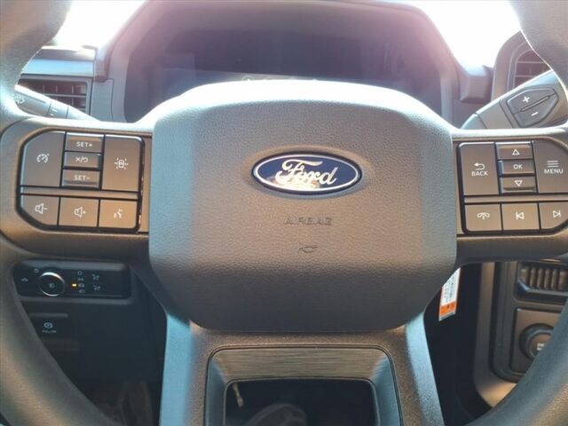 2025 Ford F-150 STX  TX