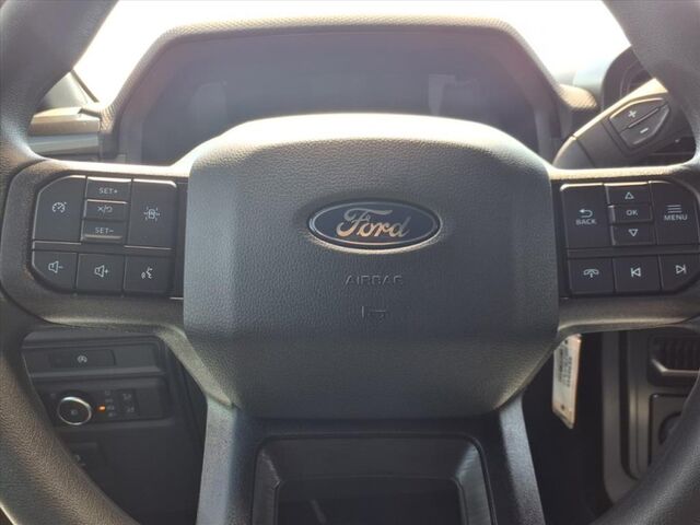 2025 Ford F-150 STX TX 2025 Ford F-150 STX TX