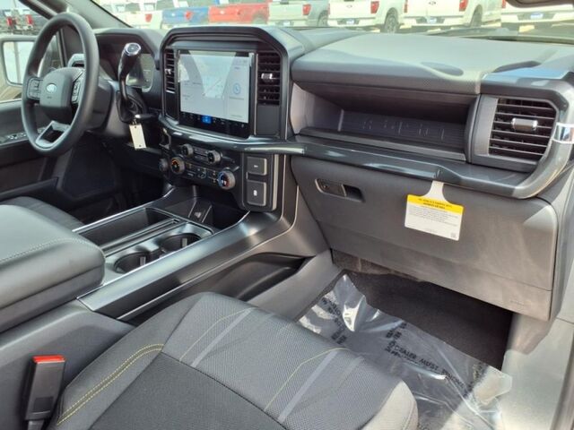 2025 Ford F-150 STX  TX