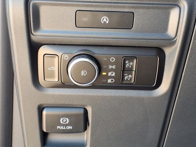 2025 Ford F-150 STX  TX