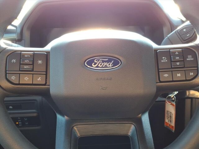 2025 Ford F-150 STX  TX