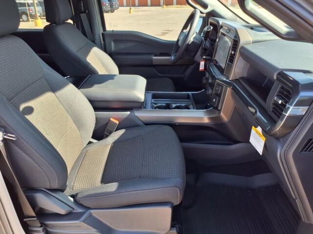 2025 Ford F-150 STX  TX