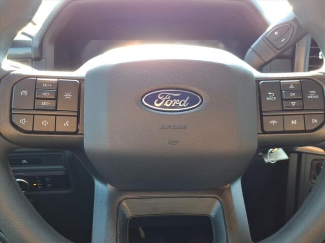 2025 Ford F-150 STX TX 2025 Ford F-150 STX TX