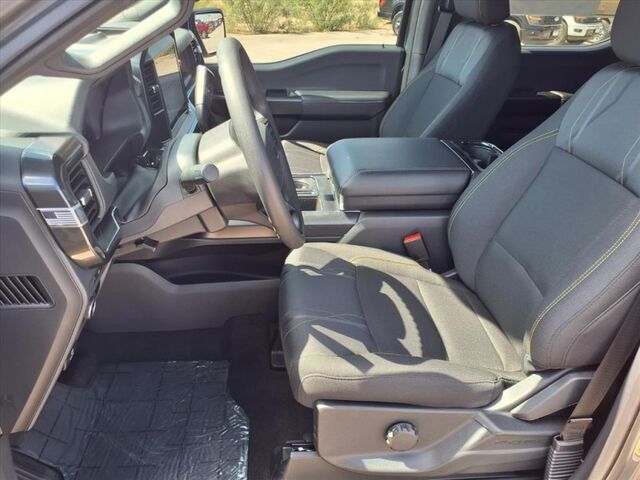 2025 Ford F-150 STX  TX 2025 Ford F-150 STX  TX