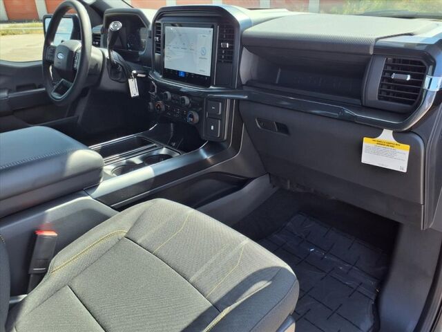 2025 Ford F-150 STX  TX 2025 Ford F-150 STX  TX