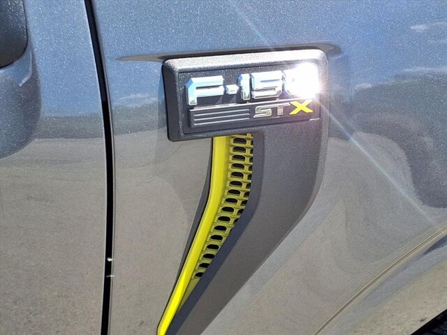 2025 Ford F-150 STX  TX 2025 Ford F-150 STX  TX