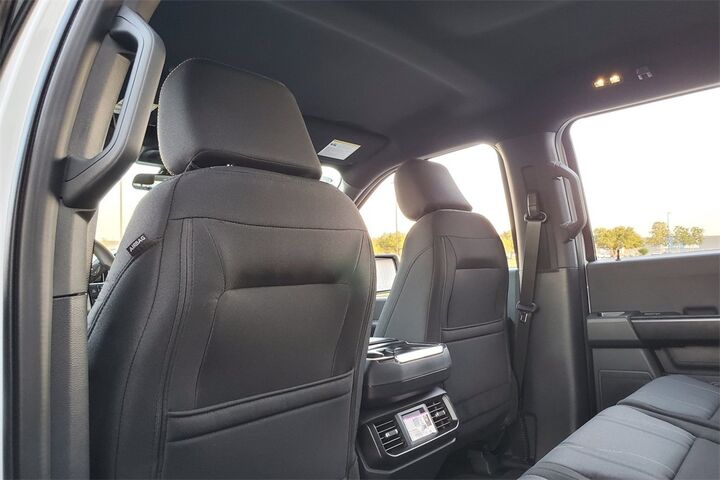 2025 Ford F-150 STX  TX