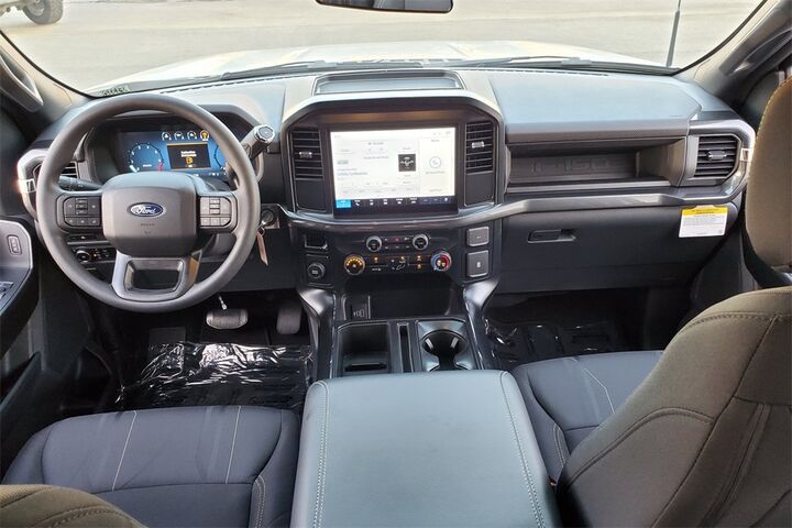 2025 Ford F-150 STX  TX