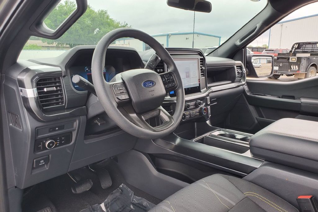 2025 Ford F-150 STX Hondo TX