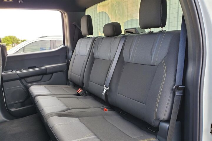 2025 Ford F-150 STX  TX