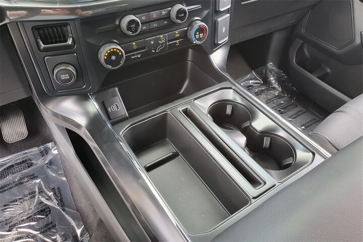 2025 Ford F-150 STX  TX