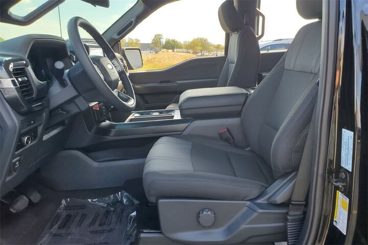 2025 Ford F-150 STX TX 2025 Ford F-150 STX TX