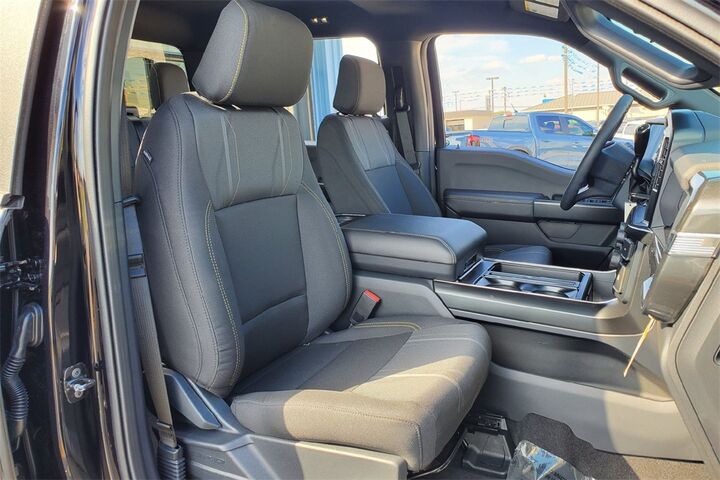 2025 Ford F-150 STX TX 2025 Ford F-150 STX TX