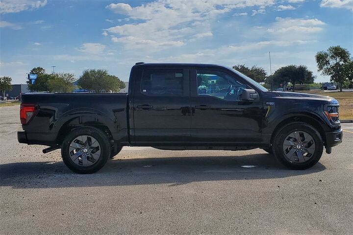 2025 Ford F-150 STX TX 2025 Ford F-150 STX TX