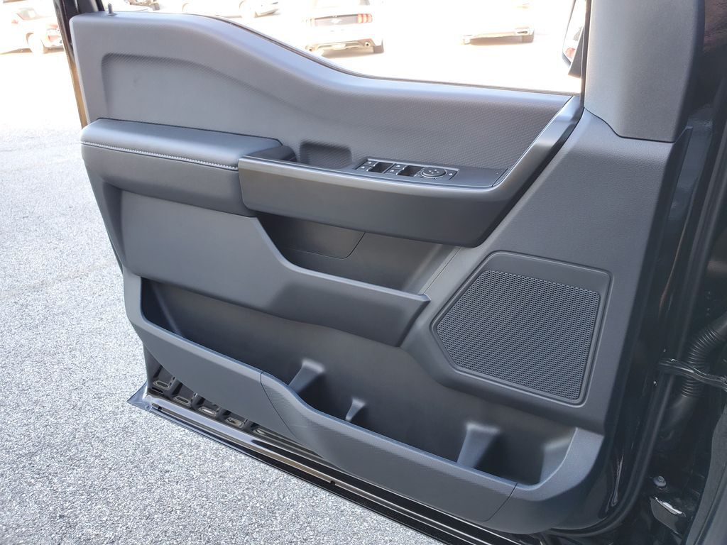 2025 Ford F-150 STX Hondo TX