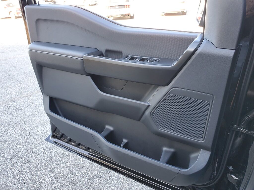 2025 Ford F-150 STX Hondo TX