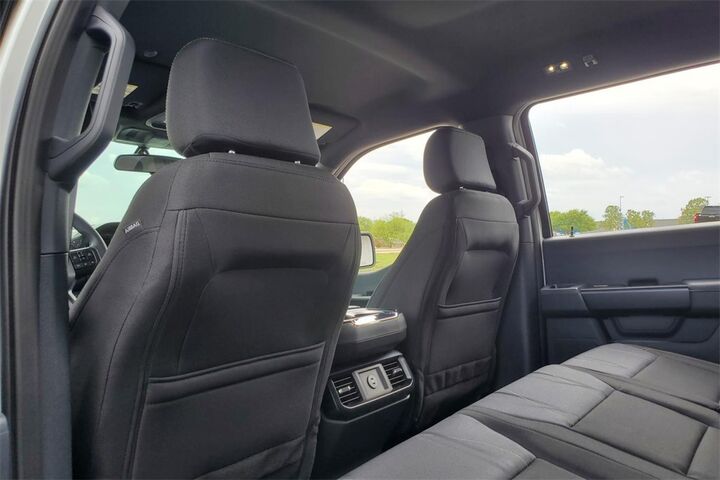 2025 Ford F-150 STX  TX