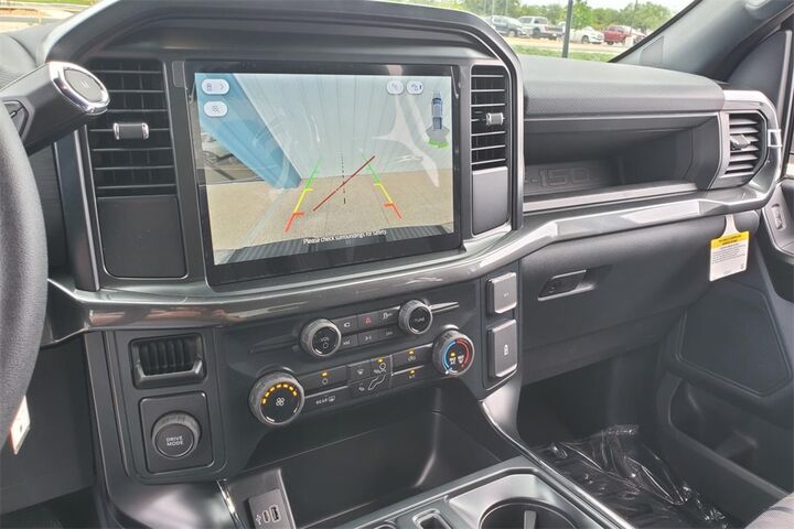 2025 Ford F-150 STX  TX