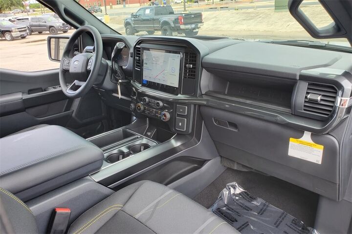 2025 Ford F-150 STX  TX