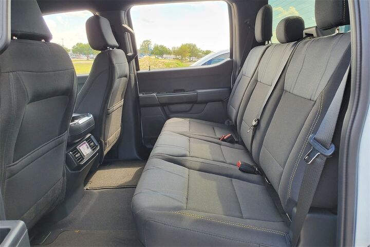 2025 Ford F-150 STX  TX 2025 Ford F-150 STX  TX