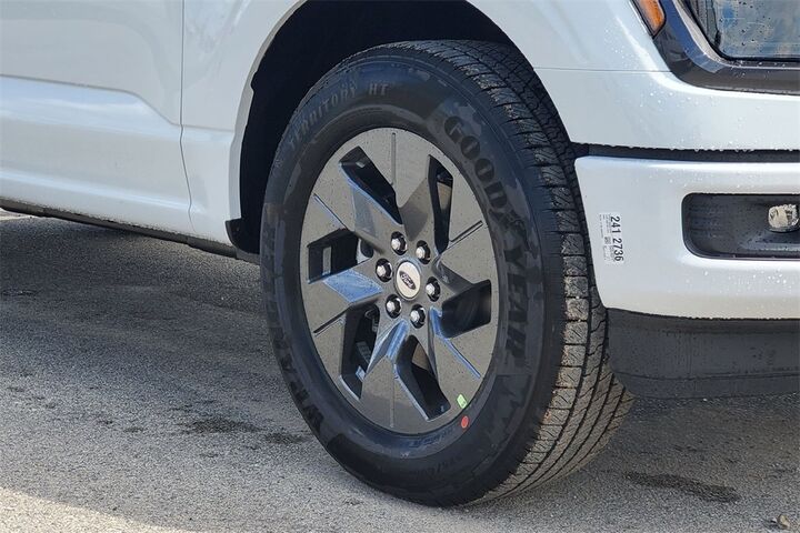 2025 Ford F-150 STX  TX 2025 Ford F-150 STX  TX