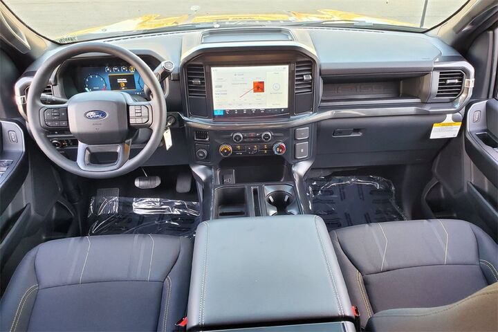 2025 Ford F-150 STX  TX