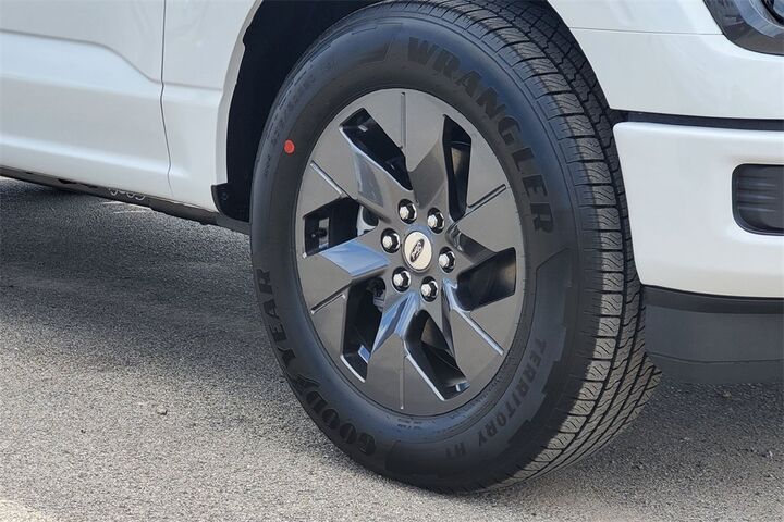 2025 Ford F-150 STX  TX 2025 Ford F-150 STX  TX