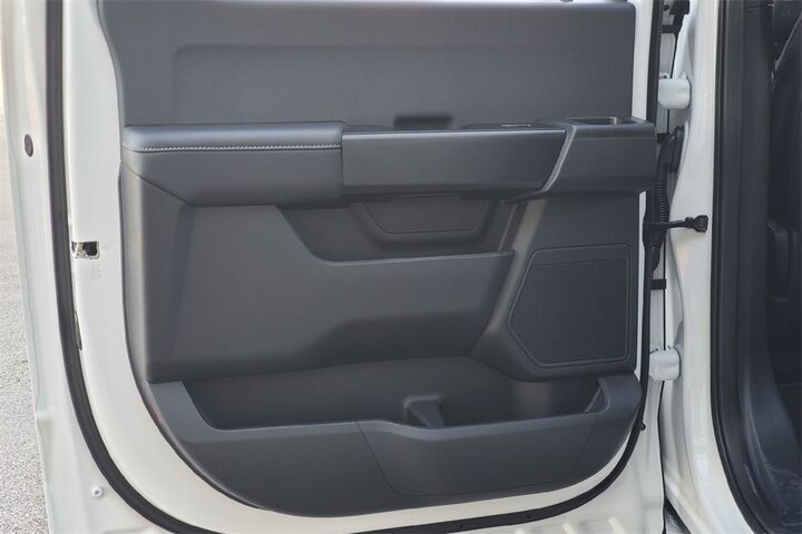 2025 Ford F-150 STX  TX